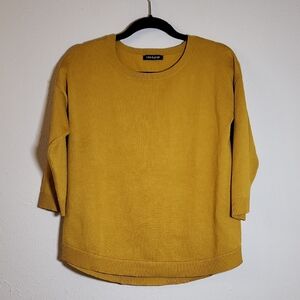 Cable & Gauge XL Mustard Crew Neck Sweater With Buttons Down Back